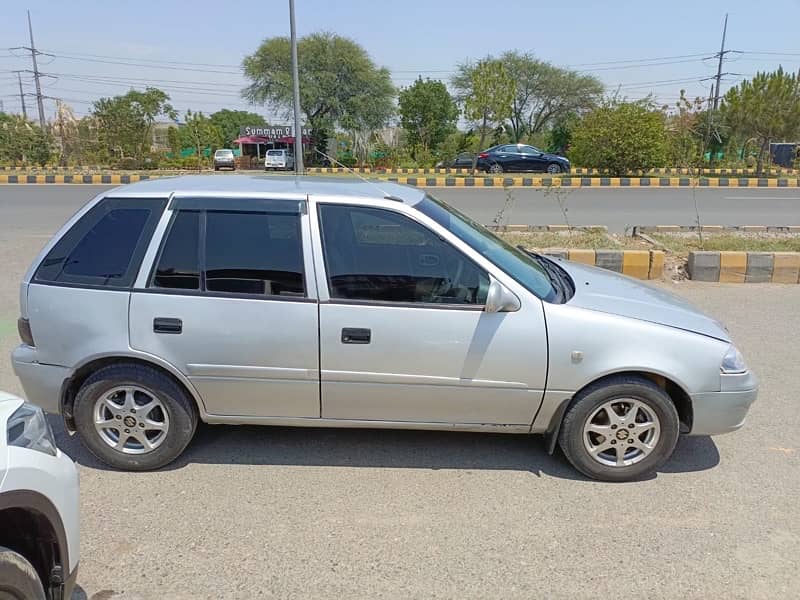 Suzuki Cultus VXL 2016 4