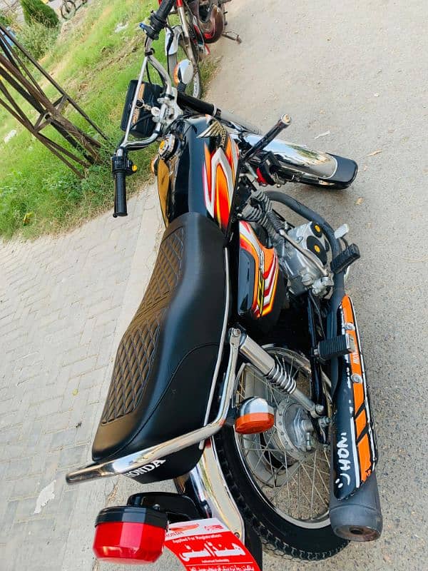 Honda 125cc. 5