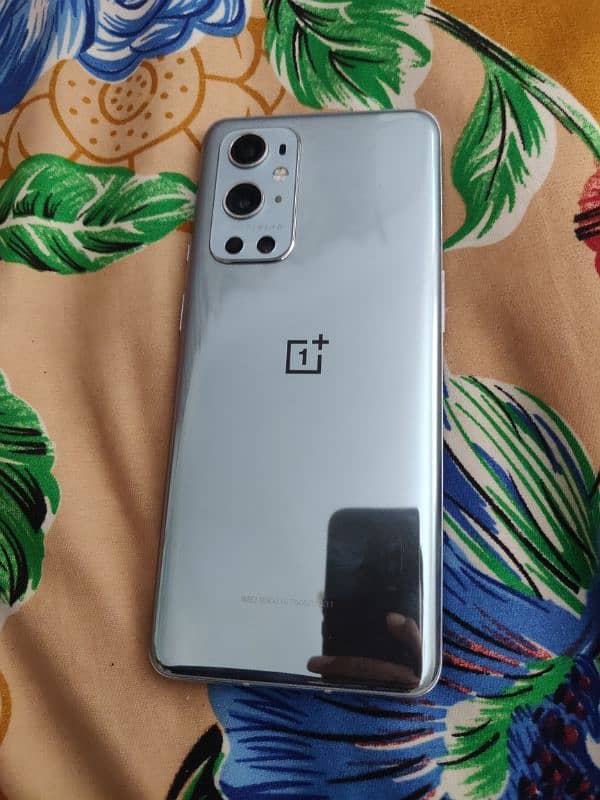 OnePlus 9pro 5