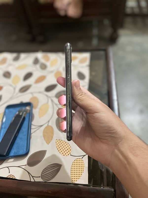 Urgent sell iPhone x non pta 6