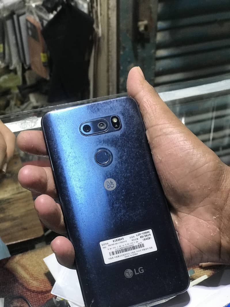 LG V30 (PTA Approved) 3