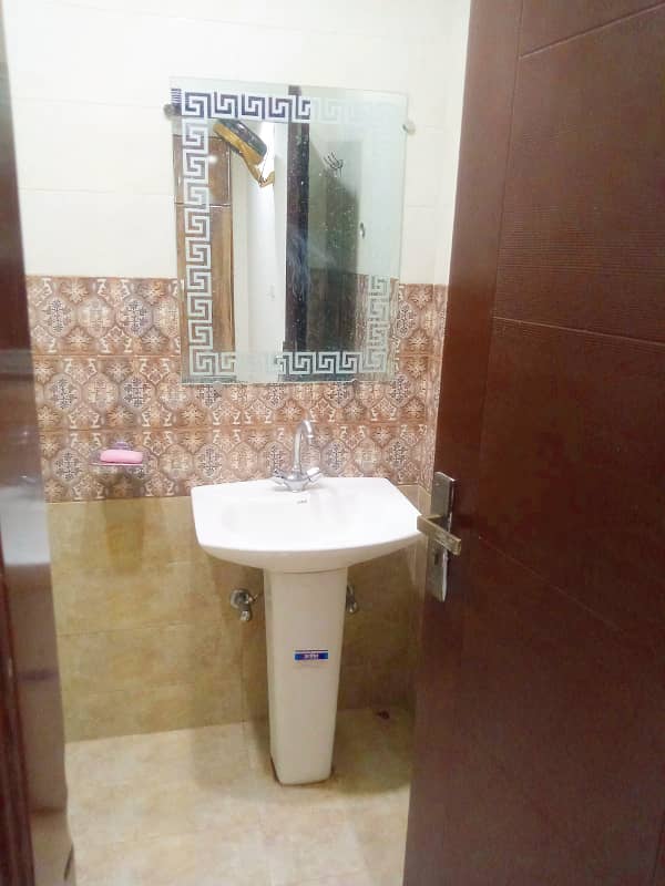 1 Bed Luxury Furnished Flat For Rent in Sector D Bahria Town Lahore 3