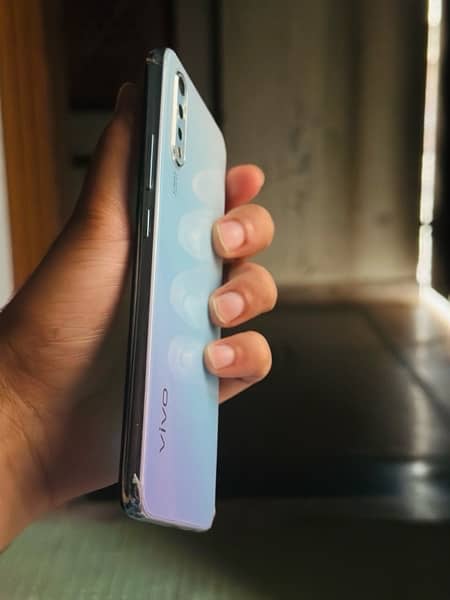 Vivo S1 1