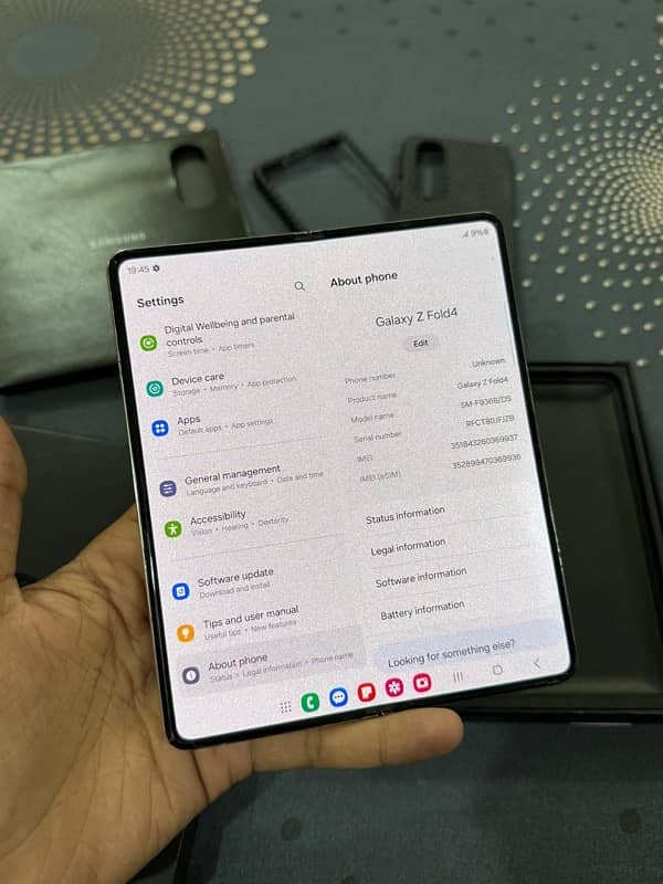 Samsung Galaxy Z Fold 4 8