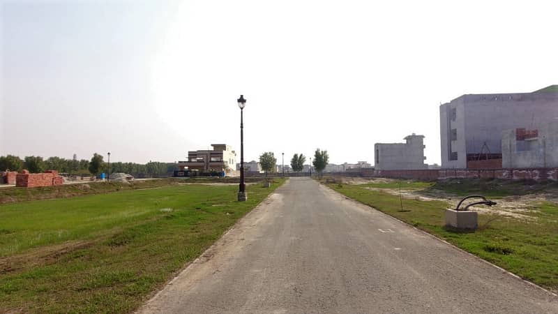 Facing Park 5 Marla Residential Plot For Sale In Lake City - Sector M7 Block C2 Raiwind Road Lahore 22