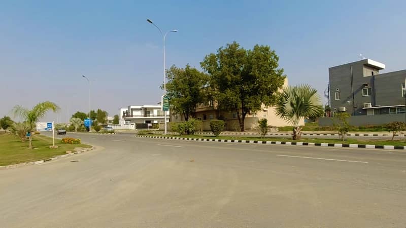 Facing Park 5 Marla Residential Plot For Sale In Lake City - Sector M7 Block C2 Raiwind Road Lahore 34