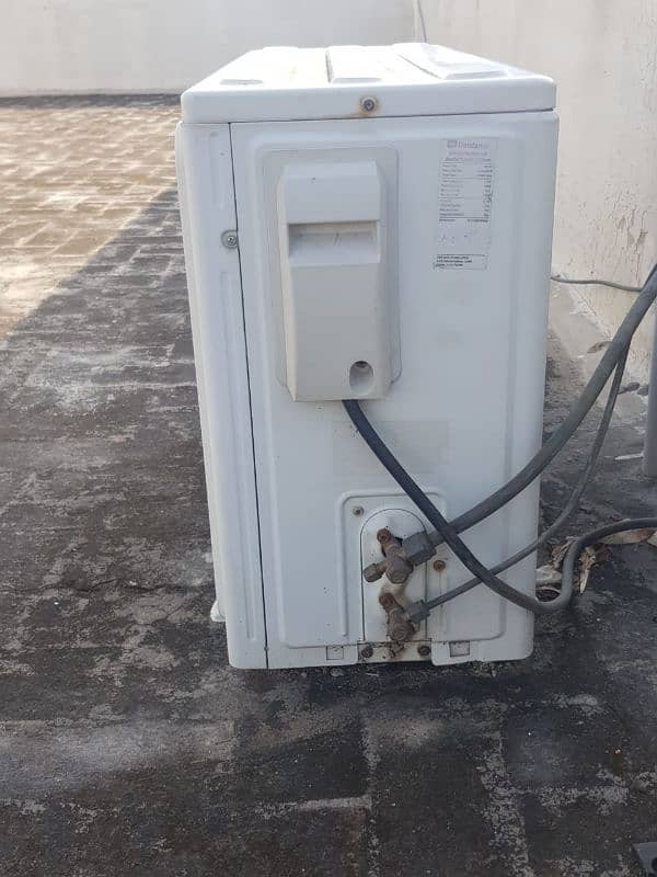 good condition good working DC inverter 2