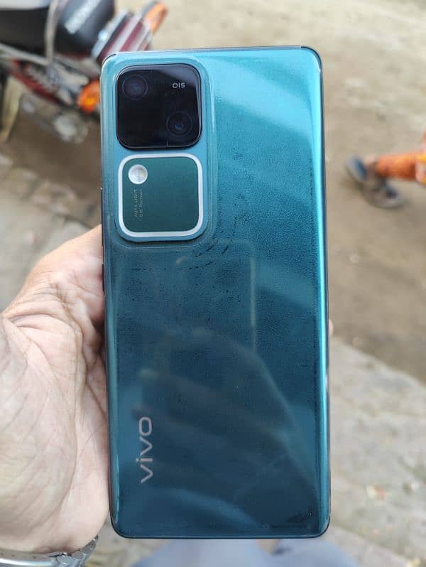 Vivo v30 12/256 1