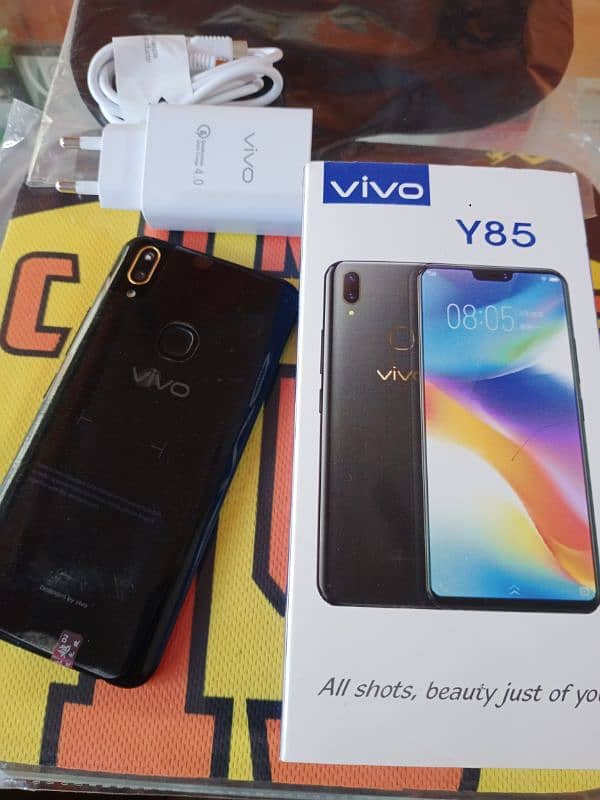 vivo y85 (4/64) Ram full new with box and charger condition 10/10 0