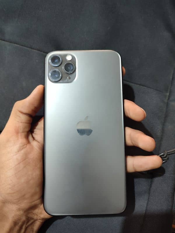 iPhone 11 pro max 2