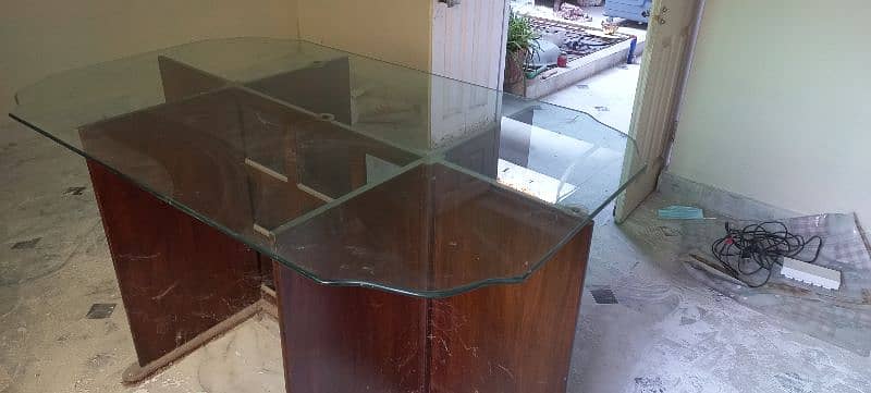 Dining table glass and wood. 4