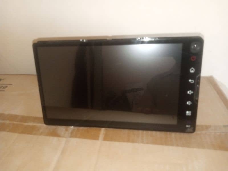 Toyota grandy original company fitted android 0