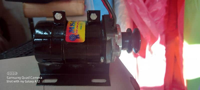 12 volt Solar DC Motor 0