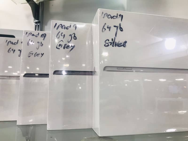 Latest iPads, Apple iPad 9, 10, Air 6 M2, Pro M4 Chip - 11, 13 Inch 4