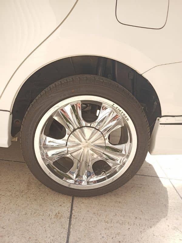 17 inch Alloy wheels and tyres 2