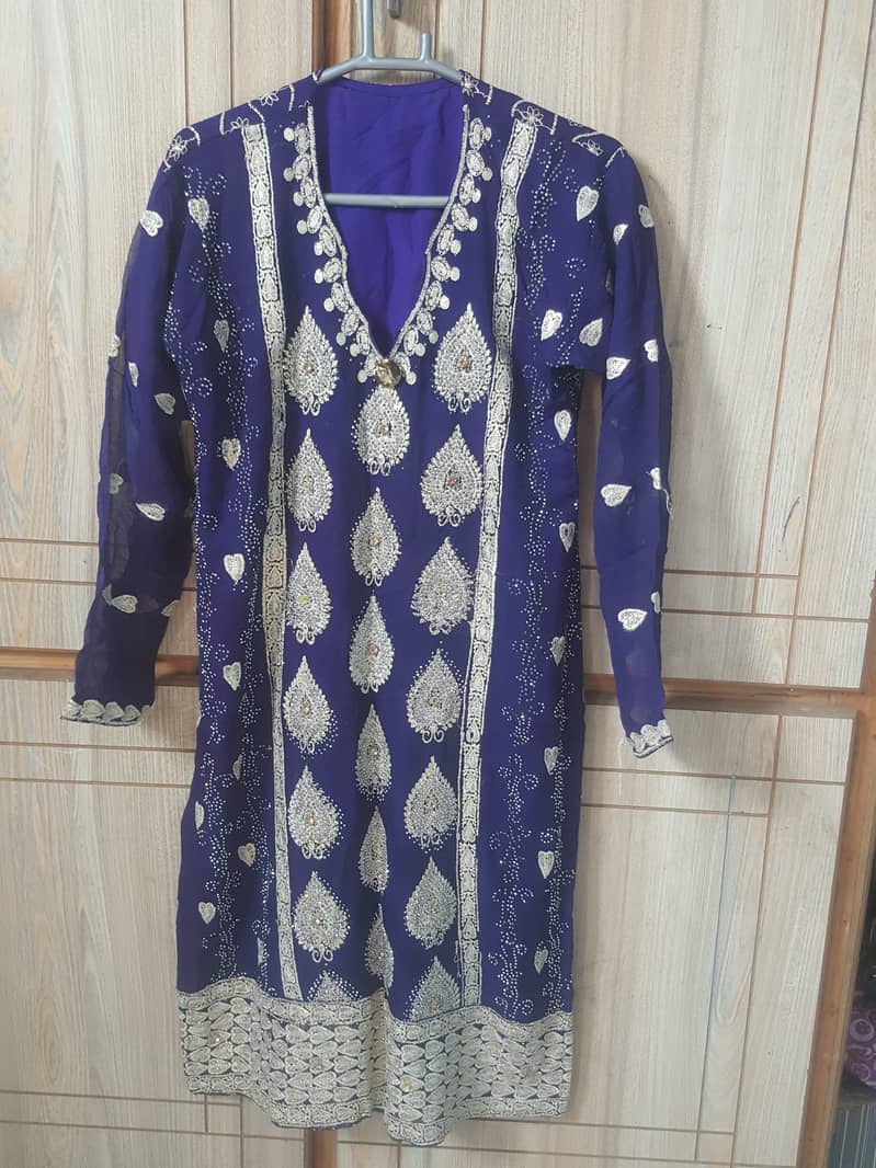 Full embroided shirt with shalwar and embroided duppata 2