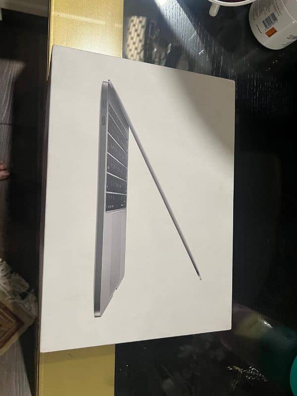 MAC BOOK PRO 12