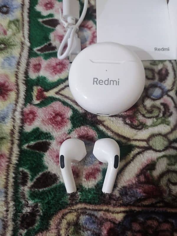 DHL Xiaomi Redmi Earbud available in original quality 8