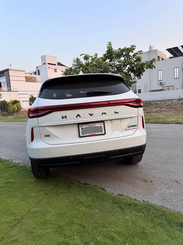 2024 Haval H6 1.5T White Burgundy - Registered - Just Arrived 5