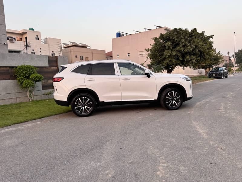 2024 Haval H6 1.5T White Burgundy - Registered - Just Arrived 13