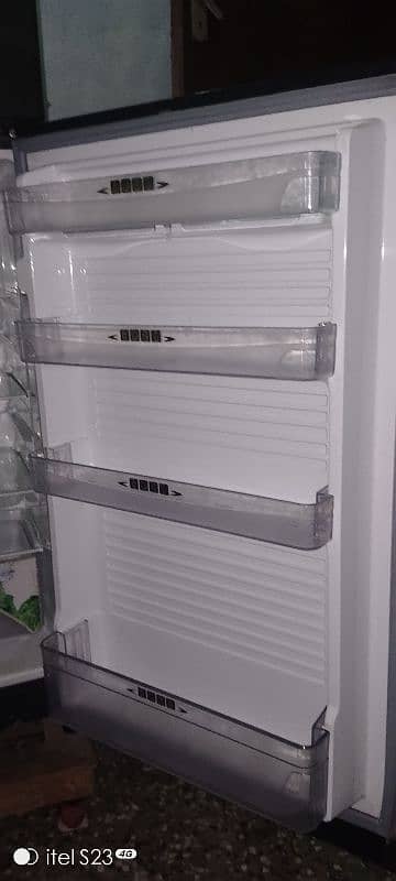 Dawlance inverter technology fridge 0