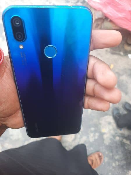 HUAWEI NOVA 3i 1