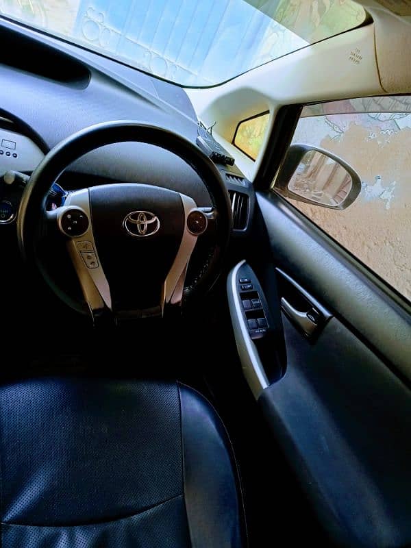 Toyota Prius 2013 13