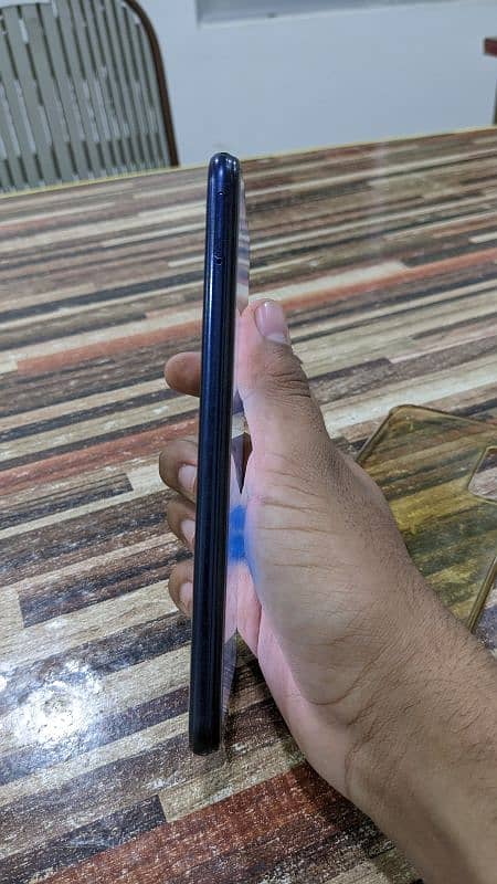 VIVO y 20s 4/128 condition 8.5/10 urgent sale 3