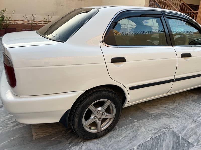 Suzuki Baleno 2003 5