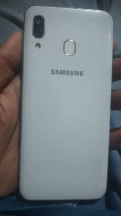 samsung a30 4 64 0