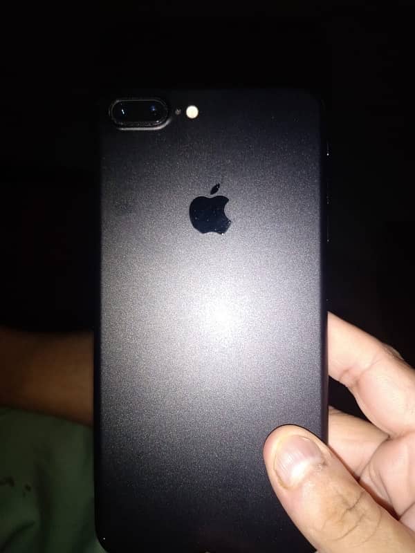 Iphone 7 plus 128 Gb pta approved perfect condition phone 3