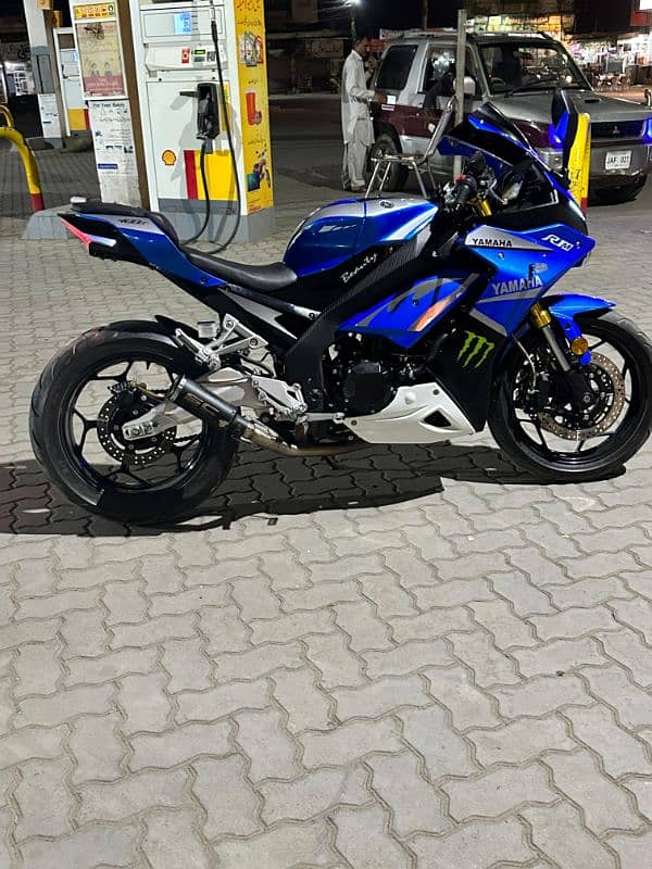 yamaha r1m 400cc 4