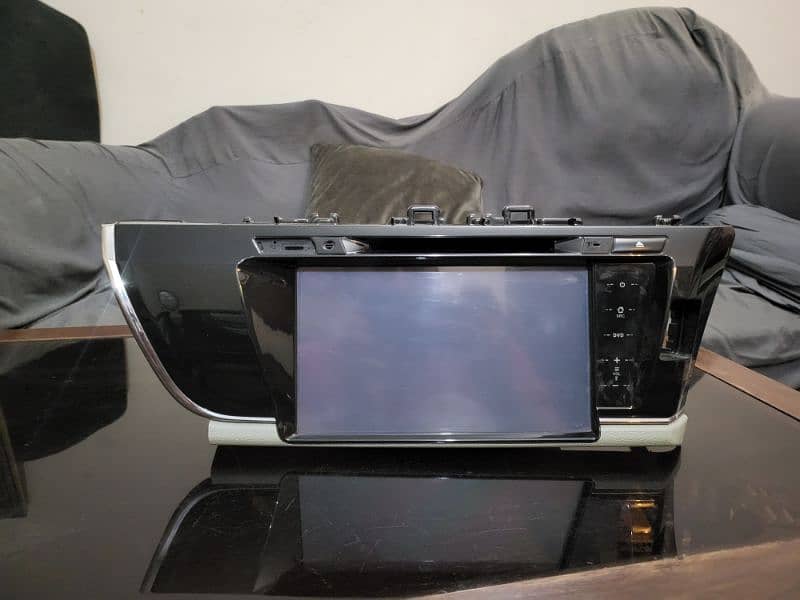 Corolla Altis GLi Jeniune DVD player with frame 1