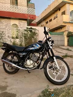 Suzuki gs 150 SE 2021