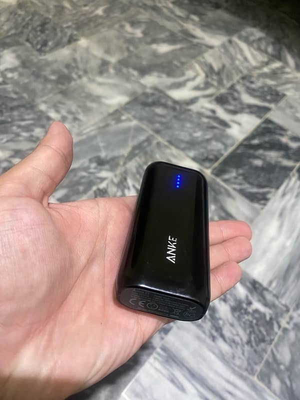 ANKER (5200 maH) power bank(A1211) 1