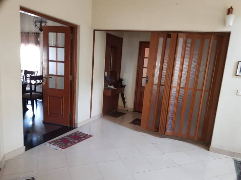 25*40 First floor for rent in G-13 1