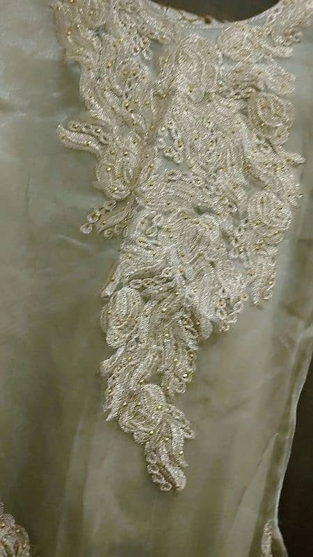 organza 3peice  suit for sale new suite 1