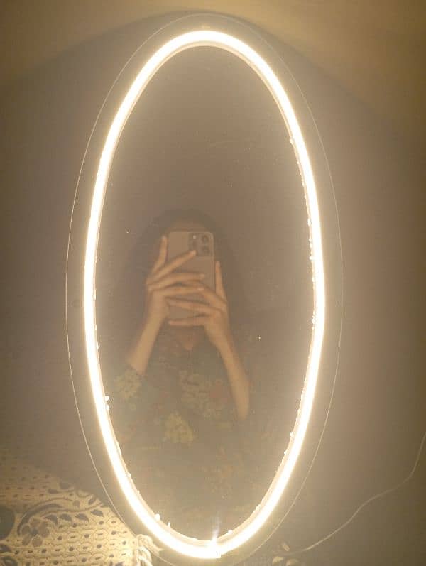 Neon mirror 0