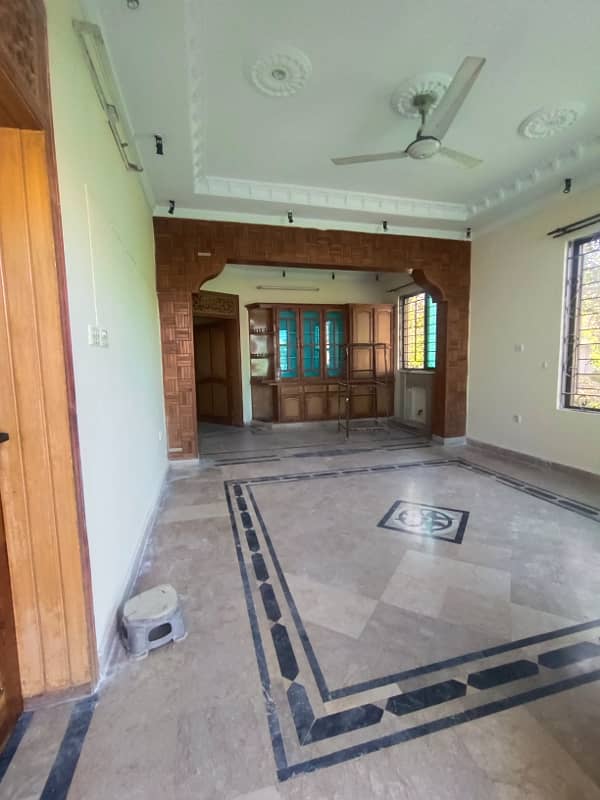 UPPER PROSHAN FOR RENT LOCATION MAN EXTENSION CHAKLALA SCHEME 3 4