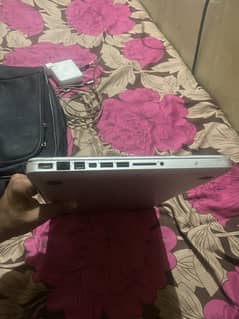 Mac book pro 16 GB 256 SSD 03150880696 whatsapp