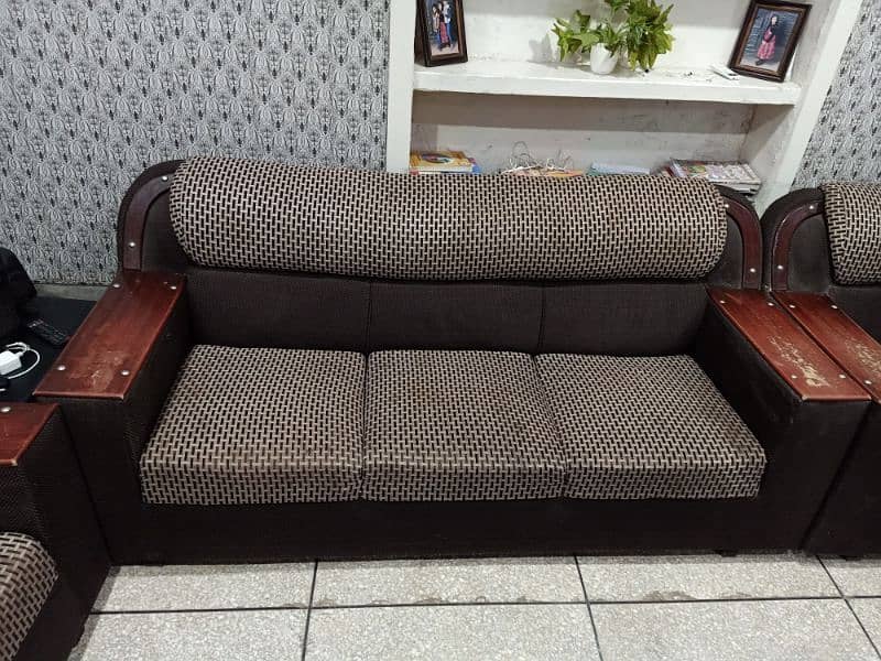 Comfortable Sofa Set for Sale 0