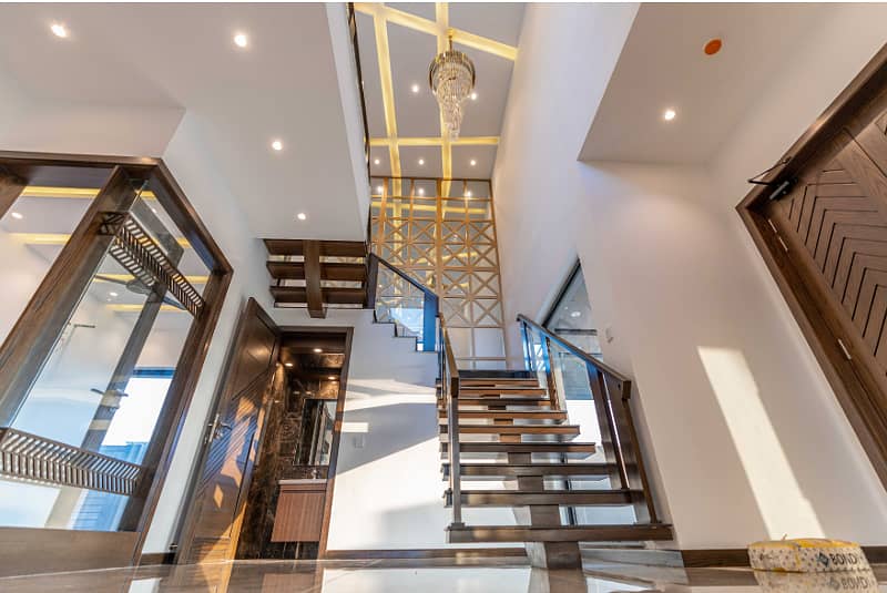 Elegant Double Height Lobby House For Sale In DHA Phase 6 5