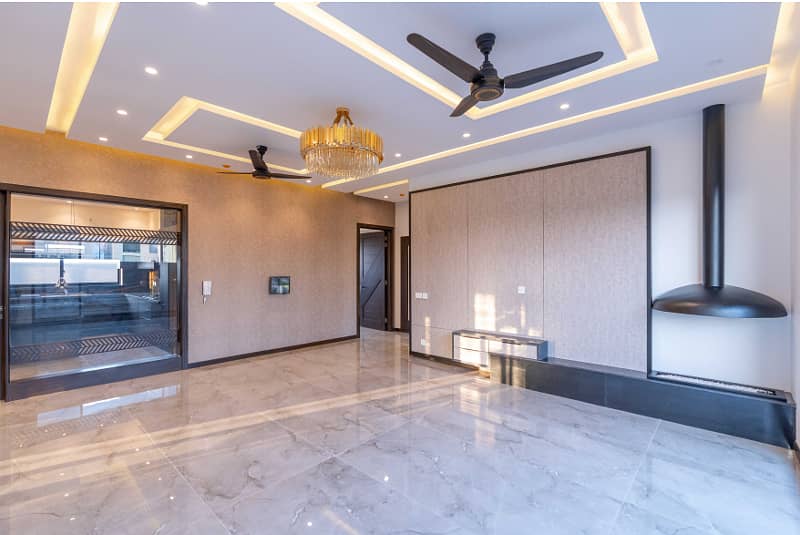 Elegant Double Height Lobby House For Sale In DHA Phase 6 16