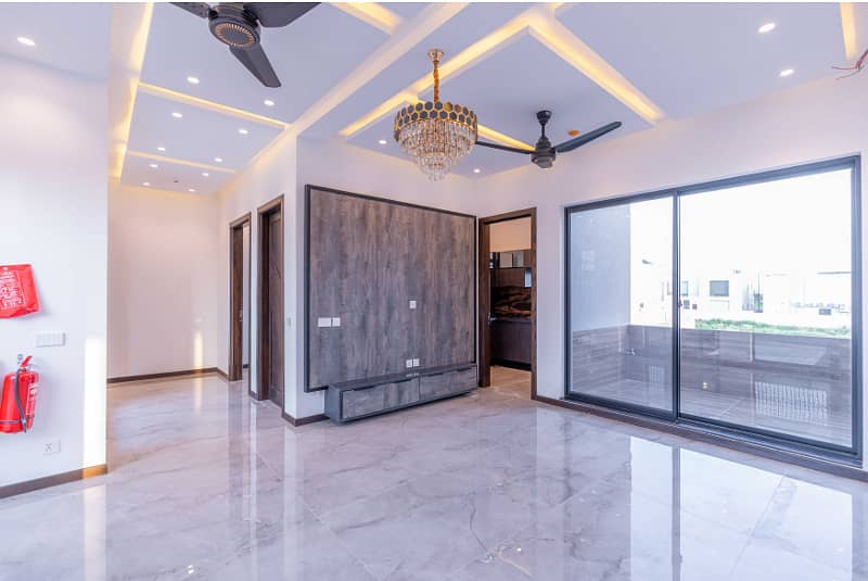 Elegant Double Height Lobby House For Sale In DHA Phase 6 26