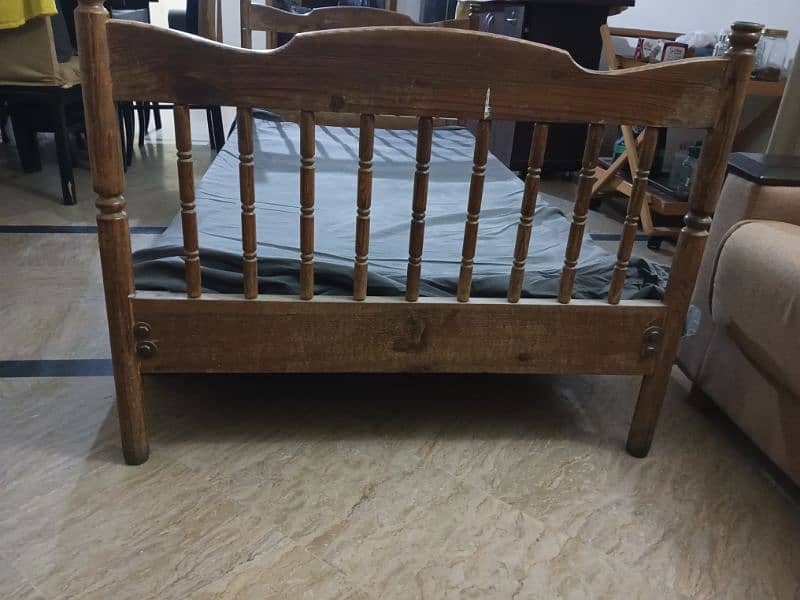 Single Bed 0