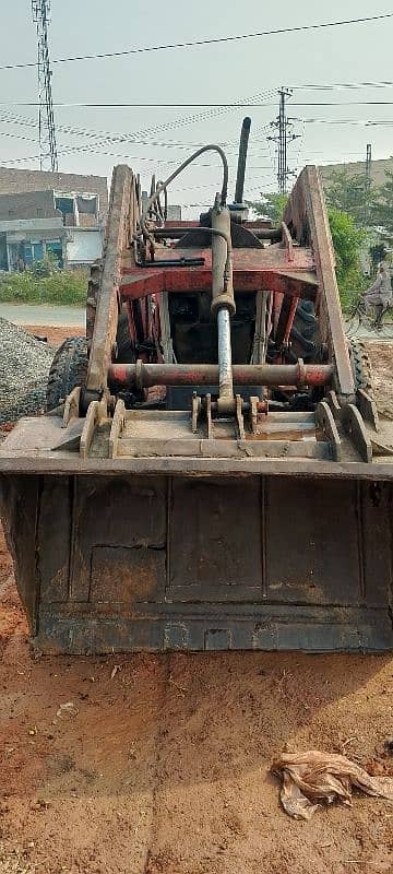 loader ,Buckt 375 perkins tractor 8