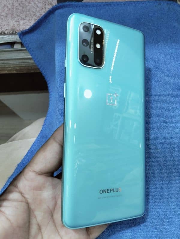 One plus 8T 12/256 1