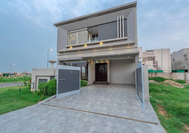 11 Marla Corner House For Rent In DHA Phase 6 0