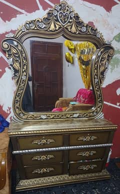 fiber plus wooden king size bed and dressing tables