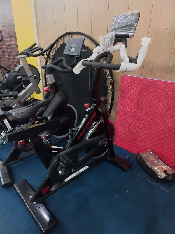 proform usa exercise spinning bike cycle  gym and fitness machine 6